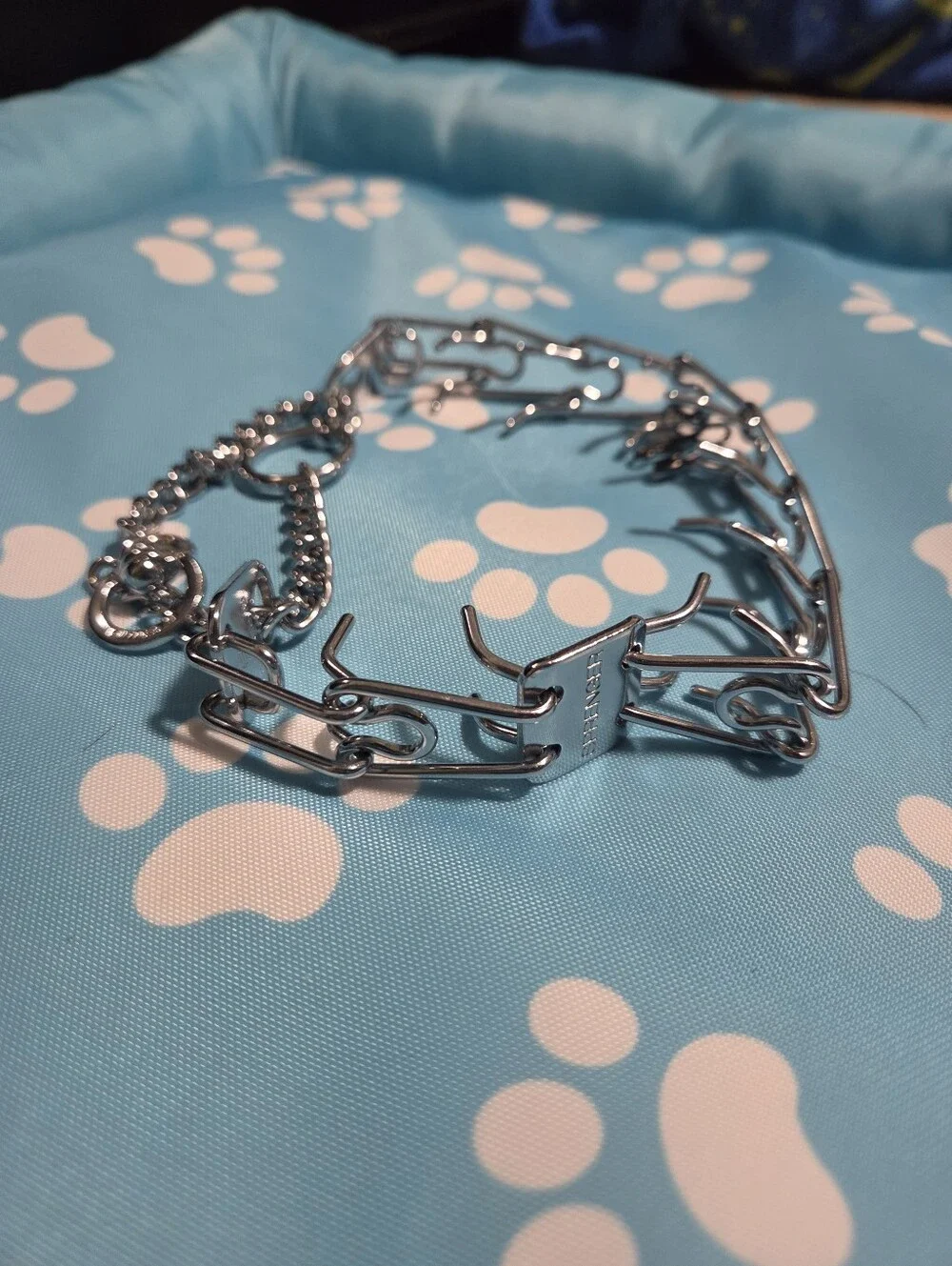 2.5 Mm Herm Springer Prong Collar With Small Pouch For Storage